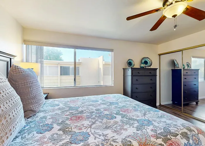 2 Bed 2 Bath Vacation In Holiday home *