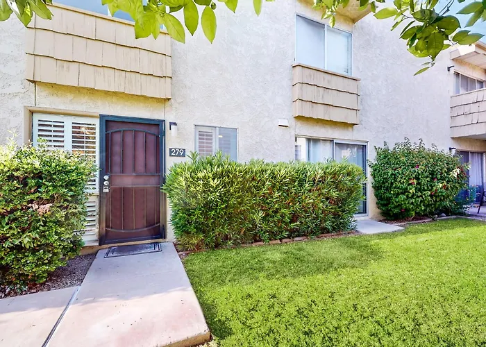 2 Bed 2 Bath Vacation In *