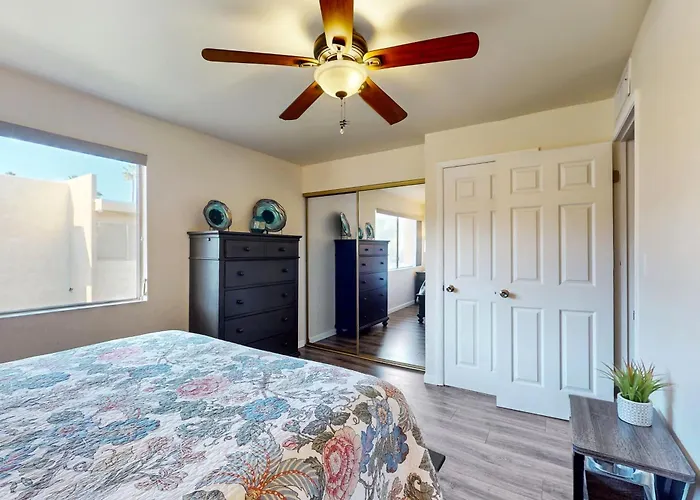 2 Bed 2 Bath Vacation In Holiday home Scottsdale