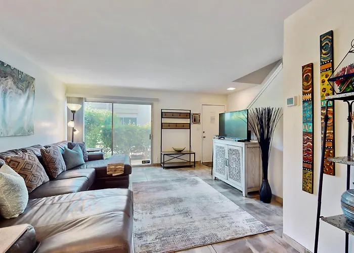 2 Bed 2 Bath Vacation In *