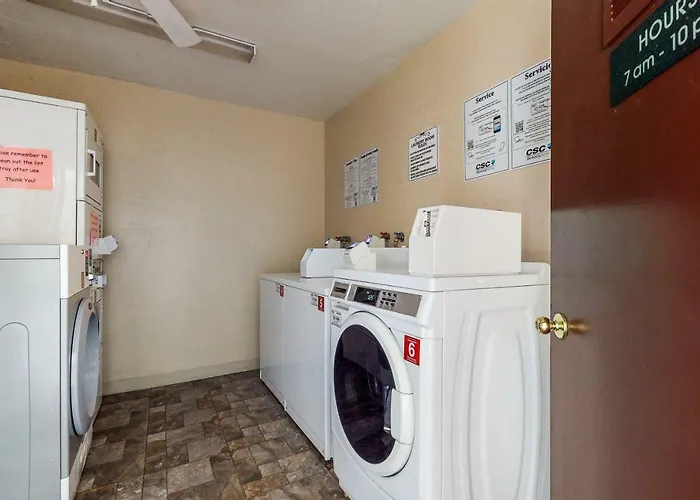 2 Bed 2 Bath Vacation In